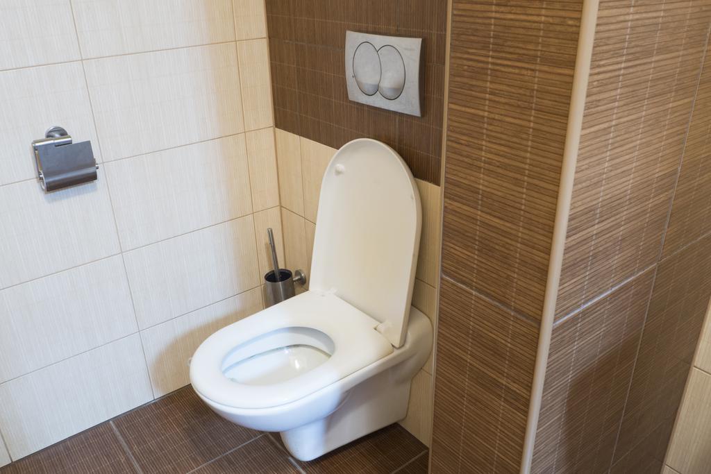 Go Hostel Rewolucji Lodz  Ngoại thất bức ảnh
