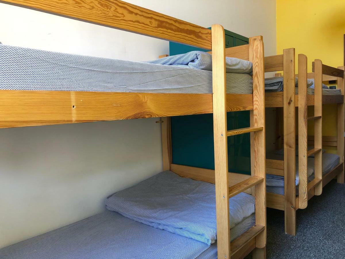 Go Hostel Rewolucji Lodz  Ngoại thất bức ảnh